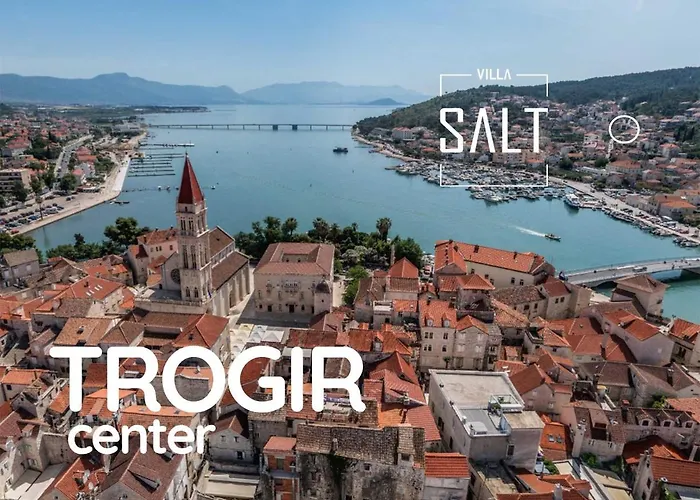 Villa Salt - 10 People, Heated Pool, Trogir, Near Beach & Split Airport