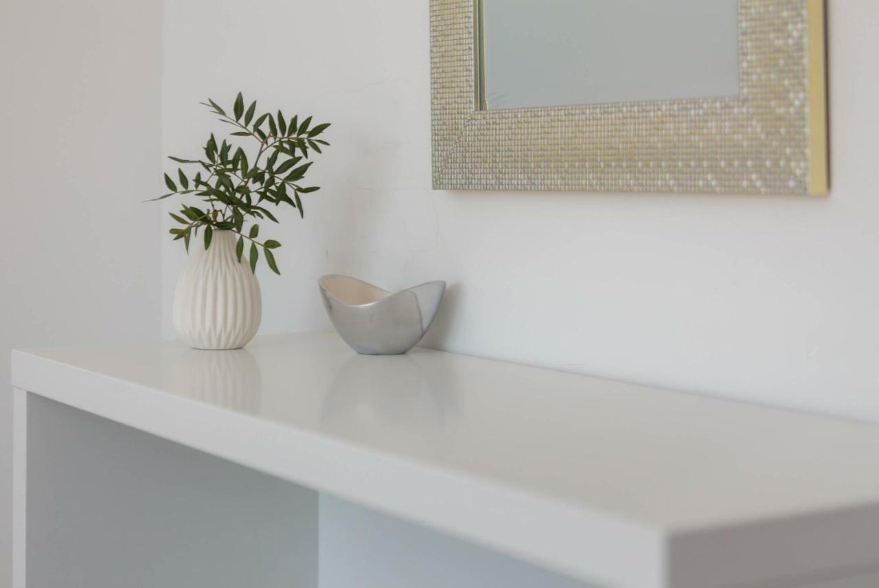 Salt - 10 People, Heated Pool, Trogir, Near & Split Airport * Trogir
